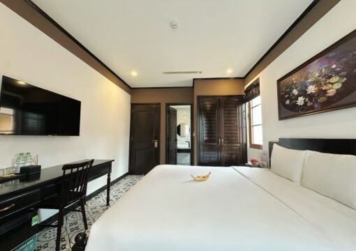 Deluxe King City-view Room