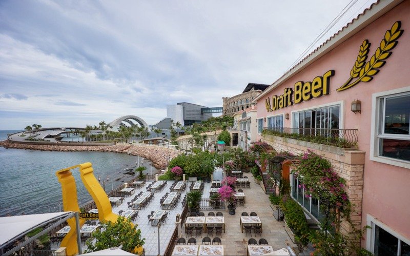 VitridacdiacuaDraftBeer Thala Hotel Phu Quoc