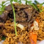 Mì xào bò